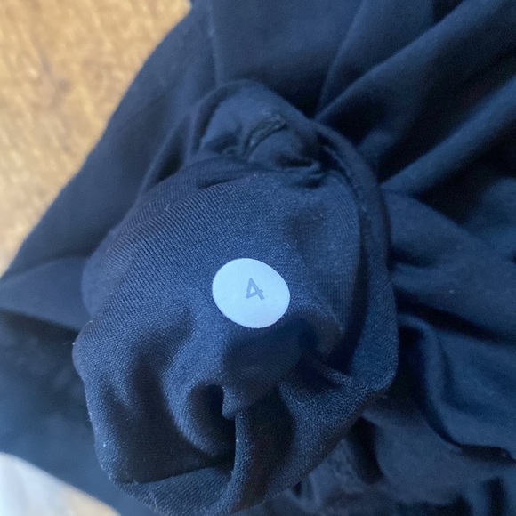 Lululemon tank top - Picture 3 of 4